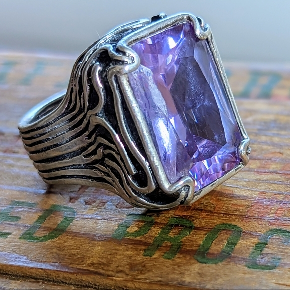 Silpada Lavender Fields Purple Radiant Cut Cubic Zirconia Statement Ring Retired - Picture 9 of 9